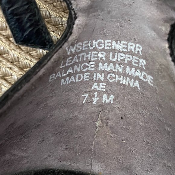 Westies Black Eugenerr Ankle Strap Flare heeled pumps~7 1/2 M - Picture 7 of 14